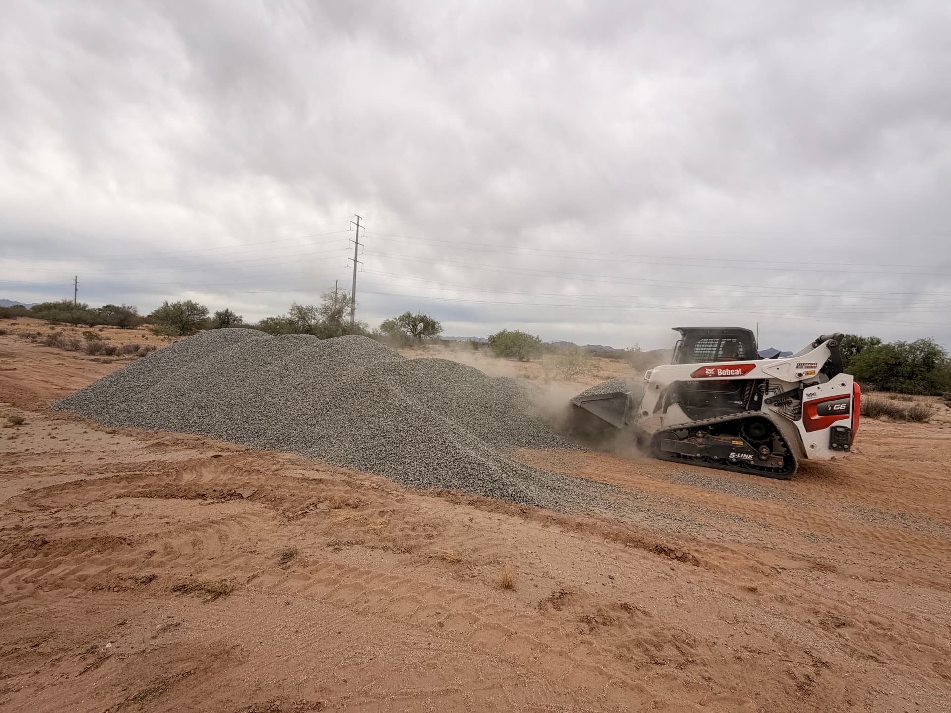 Gallery photos for Gravel Driveway Repair and Base Rebuild in Marana: Image #2